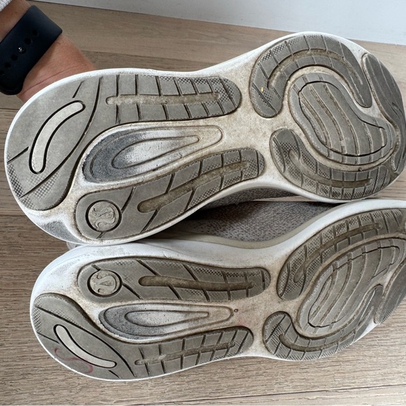 Lululemon Women's Chargefeel 2 Low Workout Shoe Grey Size 8 $138 - Picture 4 of 6